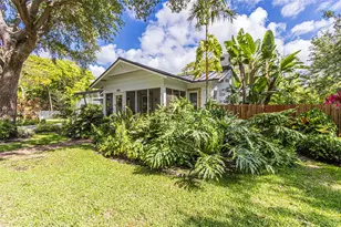 665 NE 120th St, Biscayne Park, FL 33161 - Photo 13