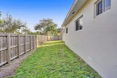 1102 Meadowlark Ave, Miami Springs, FL 33166 - Photo 59