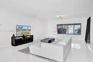 1102 Meadow Lark Ave, Miami Springs, FL 33166 - Photo 17