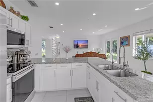 17300 SW 292nd St, Homestead, FL 33030 - Photo 11