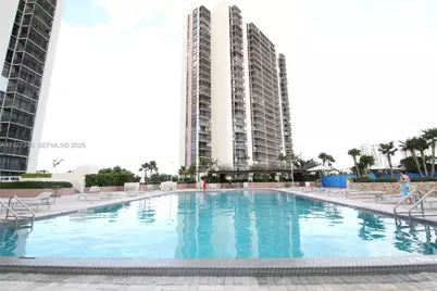 20379 W Country Club Dr #2237, Aventura, FL 33180 - Photo 43