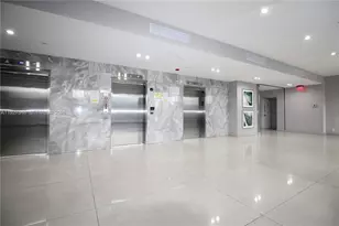 20379 W Country Club Dr, Aventura, FL 33180 - Photo 41