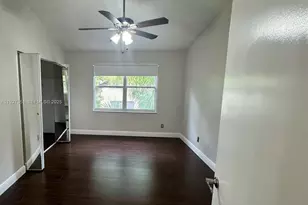 443 S W 122nd Terrace, Pembroke Pines, FL 33025 - Photo 9