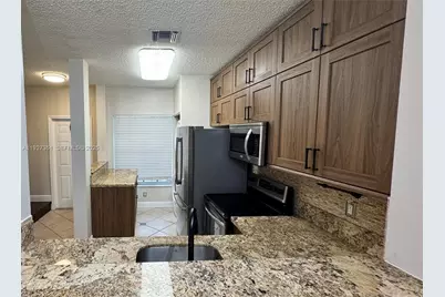 443 SW 122nd Ter #443, Pembroke Pines, FL 33025 - Photo 3