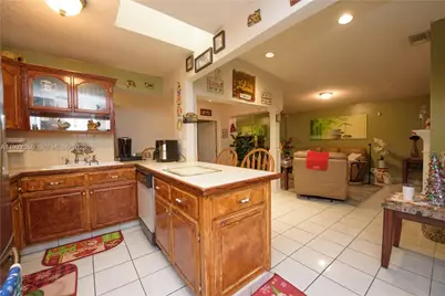 19224 SW 122nd Ct, Miami, FL 33177 - Photo 9