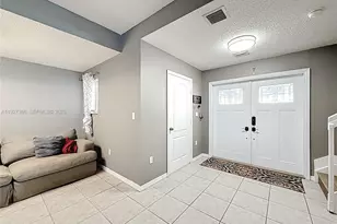 5955 SW 99th Terrace, Cooper City, FL 33328 - Photo 11