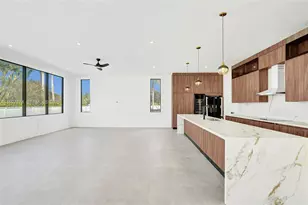 13023 Davie Oaks Dr, Davie, FL 33325 - Photo 13