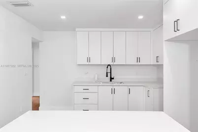 1046 Jann Ave, Opa-Locka, FL 33054 - Photo 13