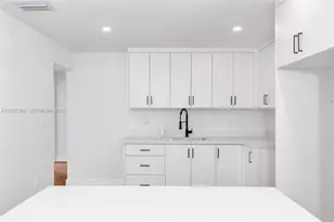 1046 Jann Ave, Opa-Locka, FL 33054 - Photo 13