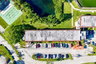 2929 Point E, Aventura, FL 33160 - Photo 39