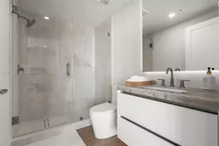 92 SW 3rd St, Miami, FL 33130 - Photo 27