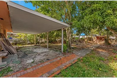 578 SW 2nd St, Florida City, FL 33034 - Photo 7