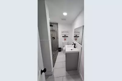 845 NW 3rd St #C, Miami, FL 33128 - Photo 3