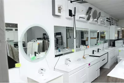 12938 SW 120 St, Kendall, FL 33189 - Photo 7