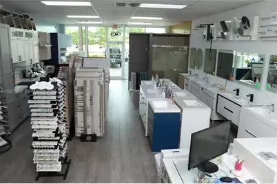 12938 SW 120 St, Kendall, FL 33189 - Photo 1