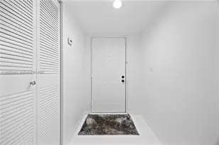 8810 SW 132nd Pl, Miami, FL 33186 - Photo 3
