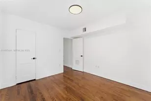 559 NE 68th St, Miami, FL 33138 - Photo 13