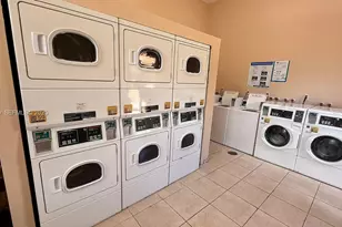 5855 Washington St, Hollywood, FL 33023 - Photo 19