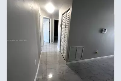 14731 N Beckley Sq, Davie, FL 33325 - Photo 15