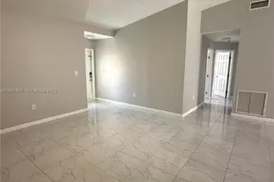 14731 N Beckley Square, Davie, FL 33325 - Photo 5