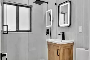 1123 NE 1st Ave., Fort Lauderdale, FL 33304 - Photo 9