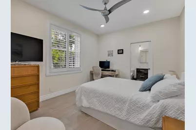 2396 Pheasant Ln, Weston, FL 33327 - Photo 23