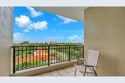 120 S Douglas Rd #505, Medley, FL 33134 - Photo 7