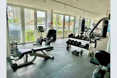 121 Golden Isles Dr #607, Hallandale Beach, FL 33009 - Photo 23