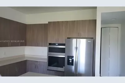 13085 Addilyn Ct, Davie, FL 33325 - Photo 3