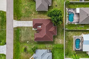 1324 SW 8th Ct, Cape Coral, FL 33914 - Photo 37