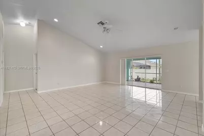 1324 SW 8th Ct, Cape Coral, FL 33914 - Photo 7