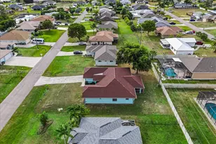 1324 SW 8th Ct, Cape Coral, FL 33914 - Photo 35