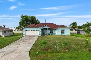 1324 SW 8th Ct, Cape Coral, FL 33914 - Photo 31
