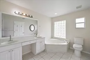 1324 SW 8th Ct, Cape Coral, FL 33914 - Photo 19