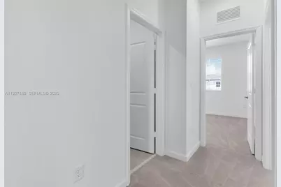 2665 SE 28th St, Homestead, FL 33035 - Photo 15