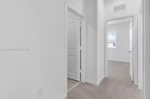 2665 SE 28th St, Homestead, FL 33035 - Photo 15