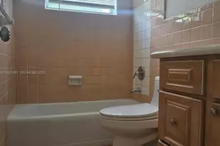 701 N 70th Ave, Hollywood, FL 33024 - Photo 7