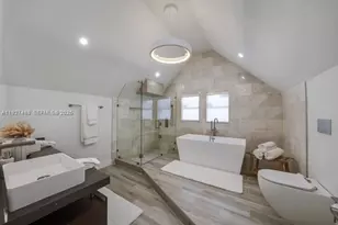 202 Mahogany Dr, Key Largo, FL 33037 - Photo 11