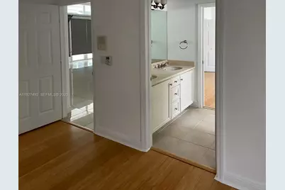 2640 Fairways Dr, Homestead, FL 33035 - Photo 13