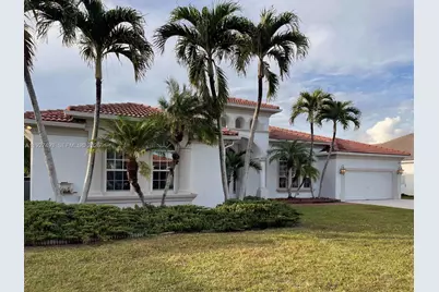 2640 Fairways Dr, Homestead, FL 33035 - Photo 1