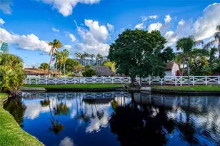 2669 S Parkview Dr, Hallandale Beach, FL 33009 - Photo 3