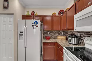 7161 SW 163rd Pl, Miami, FL 33193 - Photo 11