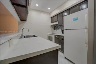 5686 Rock Island Rd, Tamarac, FL 33319 - Photo 5