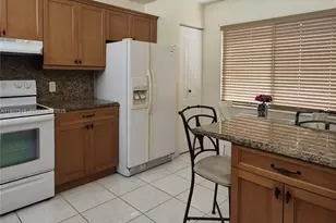 901 SW 128th Terrace, Pembroke Pines, FL 33027 - Photo 7