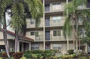 901 SW 128th Terrace, Pembroke Pines, FL 33027 - Photo 1