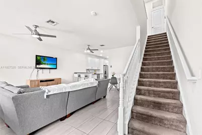 1190 Eucalyptus Dr #5, Hollywood, FL 33021 - Photo 15
