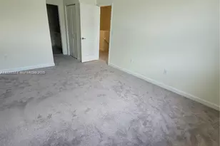 11125 West 33rd Ct, Hialeah, FL 33018 - Photo 13