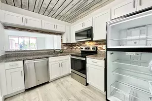 19751 SW 114th Ave, Miami, FL 33157 - Photo 5