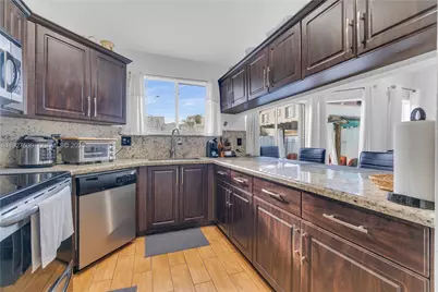 15529 SW 99th Ter, Miami, FL 33196 - Photo 17