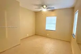 1105 NE 112th St, Miami, FL 33161 - Photo 7